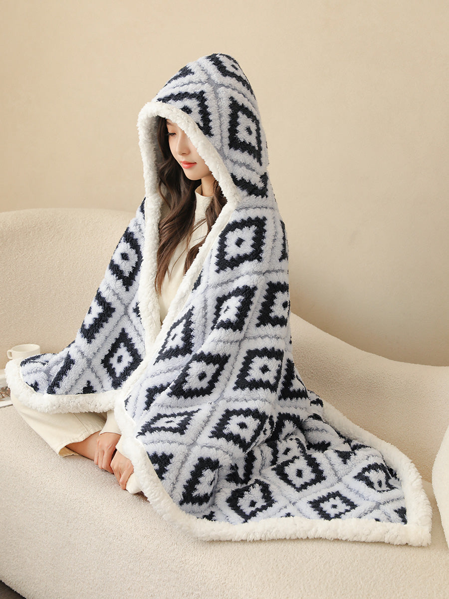 KOZII™ Cozy Cloak – Oversized Fleece Blanket with Hood
